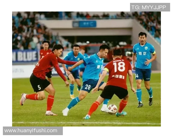 南京足球队在最新足球状态排行榜中荣登第七名展现强劲实力与潜力